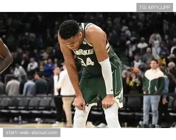 雄鹿主场17分击败篮网稳住排名 字母哥内线统治力尽显 雄鹿主场17分击败篮网稳住排名 字母哥内线统治力尽显